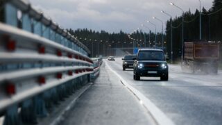 Жители просят построить пешеходный мост на трассе Алматы – Конаев