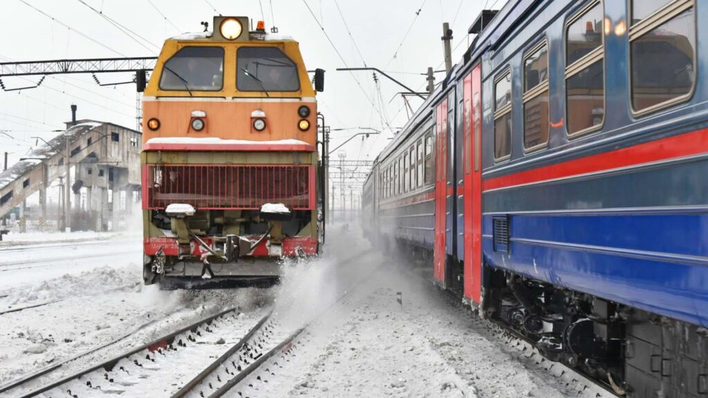 Из-за неблагоприятных погодных условий прием грузов из РК в Китай временно приостановлен