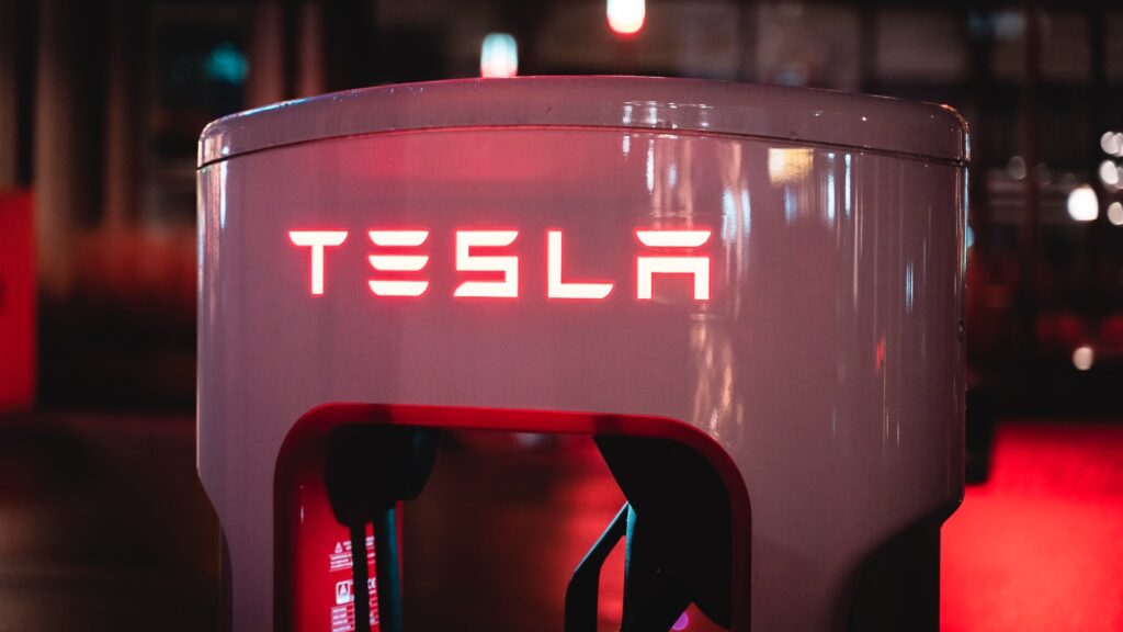 Morgan Stanley: Tesla остается оптимистичной на 2024 год