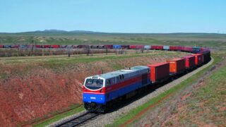 Доходы КТЖ растут, но компания все еще должна триллионы тенге