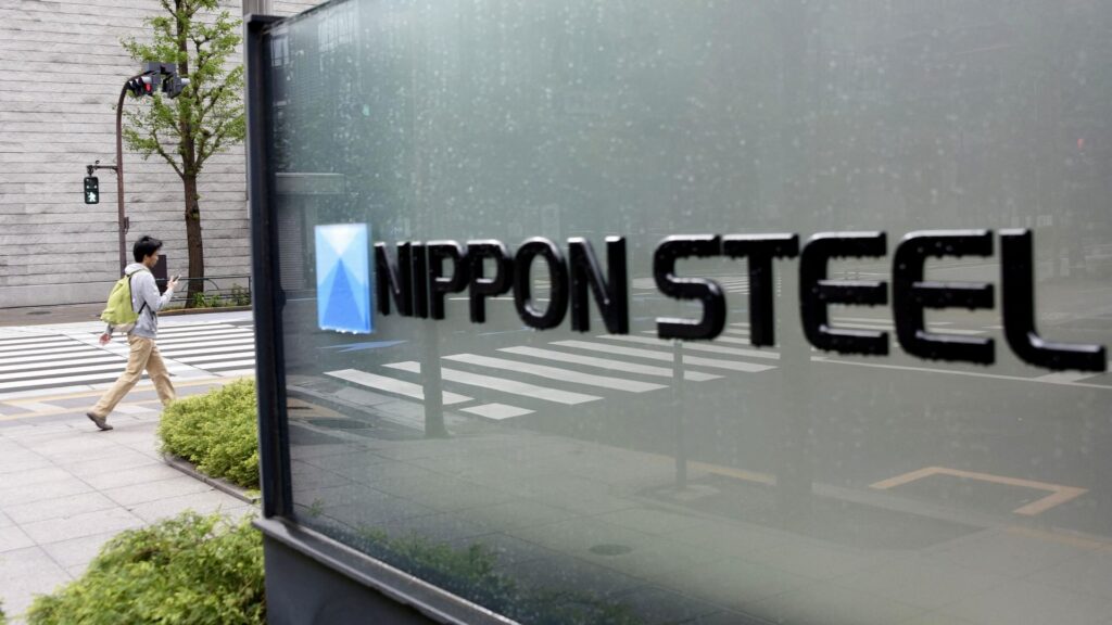 Японская сталелитейная компания Nippon Steel покупает американскую US Steel за 13,8 млрд долл