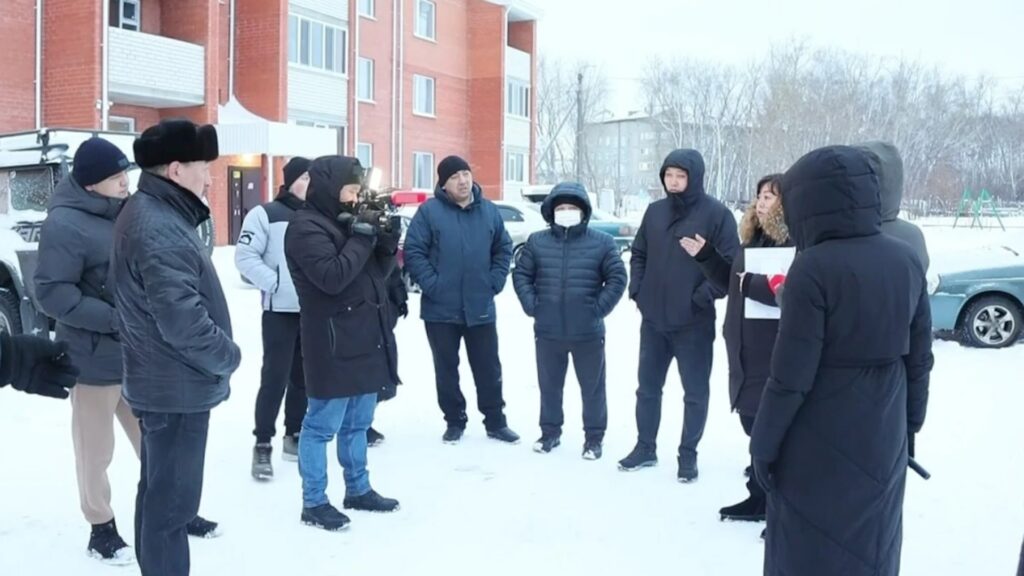 Жители новостройки мерзнут в своих квартирах в Петропавловске