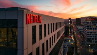 Акции Netflix выросли на 7 процентов