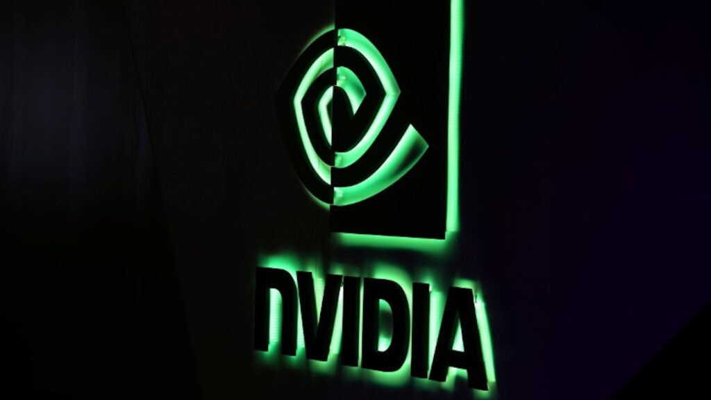 Аналитики видят 15-процентный риск падения акций Nvidia, поскольку интерес к ИИ идет на спад