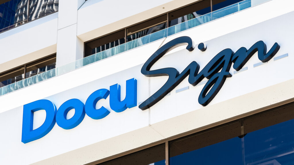 DocuSign растет на 9% после слухов о возможном приобретении компанией Bain Capital и Hellman & Friedman_bizmedia.kz