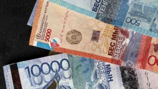 Каким банкам Казахстана люди не выплачивают кредиты?