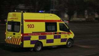 Избитый водитель скорой помощи в Караганде госпитализирован с сотрясением и переломами