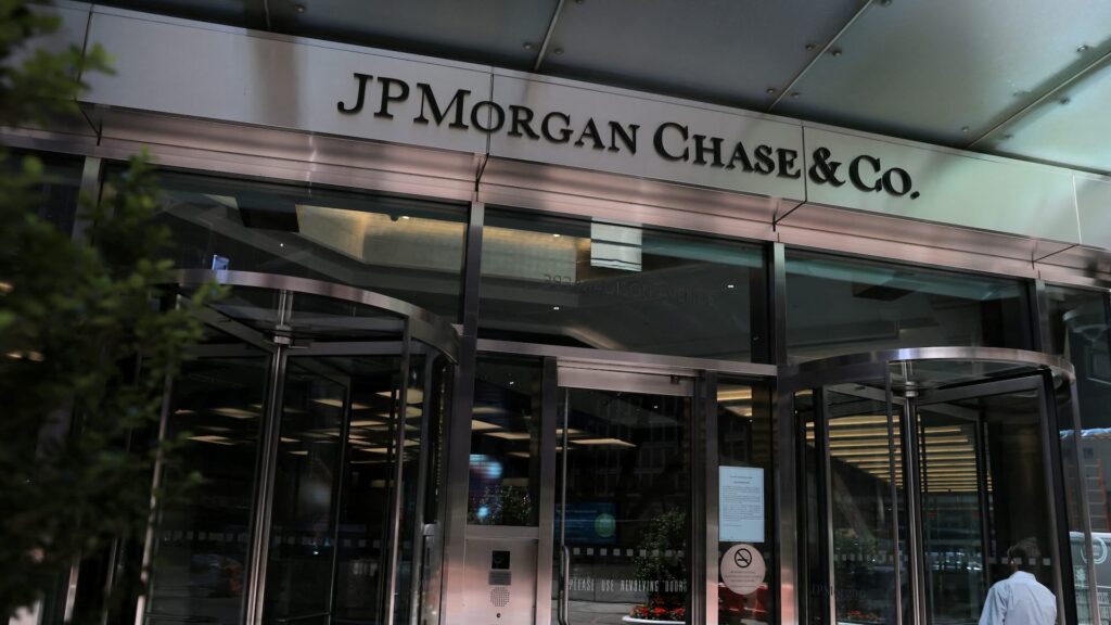 JPMorgan Chase объявил о рекордной годовой выручки