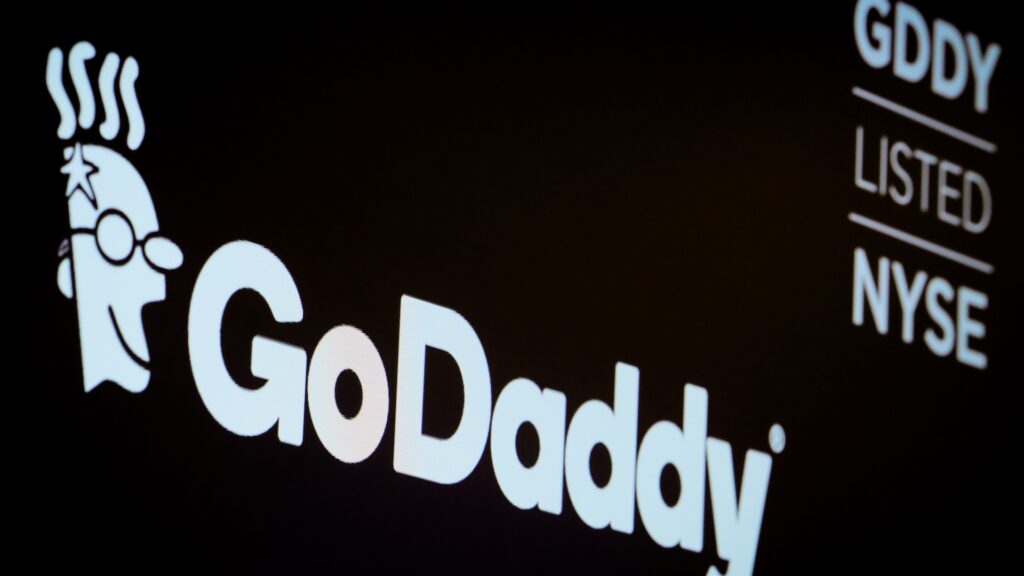 Компания GoDaddy завершает рефинансирование кредита на сумму 1,75 миллиарда долларов