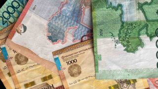 С июля в Казахстане изменятся правила по пенсионным взносам