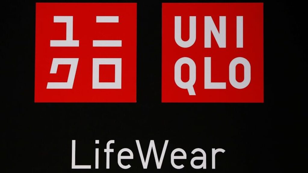 Прибыль Uniqlo оператора Fast Retailing в 1 квартале выросла благодаря сильным продажам за рубежом