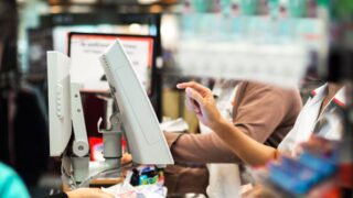 Торговля без выходных: 1,5 миллиона человек и 750 тысяч субъектов бизнеса