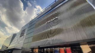 Торговый центр Esentai Mall в Алматы продают за 22 миллиарда тенге