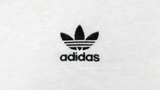 Adidas предупреждает о снижении продаж в 2024 году на переполненном рынке Северной Америки