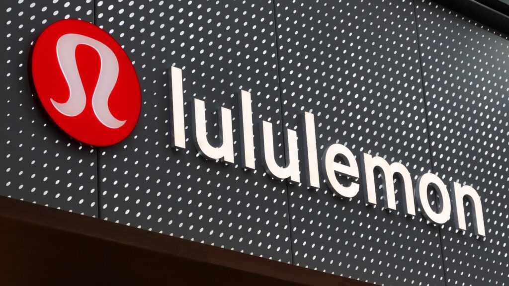 Целевой уровень акций Lululemon до 300 долларов_bizmedia.kz