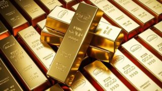 Казахстан активно скупает золото — Boomberg