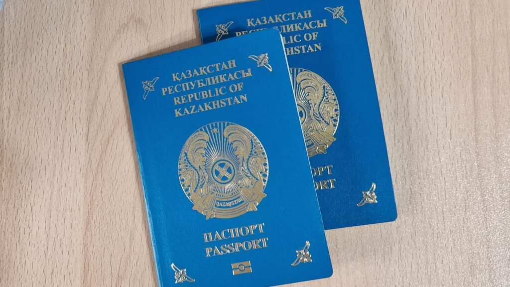 Куда казахстанцы могу съездить в отпуск без визы в 2024 году
