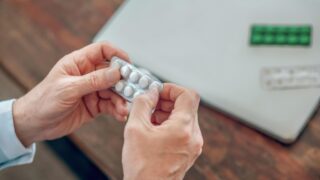 Неожиданно обнаружен риск приема аспирина пожилыми людьми