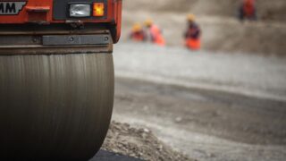 Почти 2 миллиарда тенге потратят на ремонт дорог и улиц в Рудном
