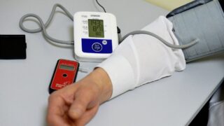 Повышение кровяного давления может вызвать ощущения паралича