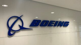 Акции Boeing падают на премаркете рынке из-за нового расследования FAA