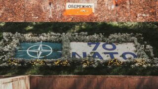 Как тренируются военные НАТО: появились новые видеоролики