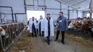 Олжас Бектенов провел встречу с сельскохозяйственными производителями СКО
