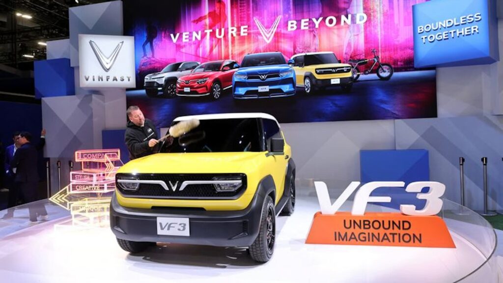 Электронный внедорожник VinFast VF3 представлен на ежегодной выставке потребительской электроники CES 2024 в Лас-Вегасе, штат Невада, США.