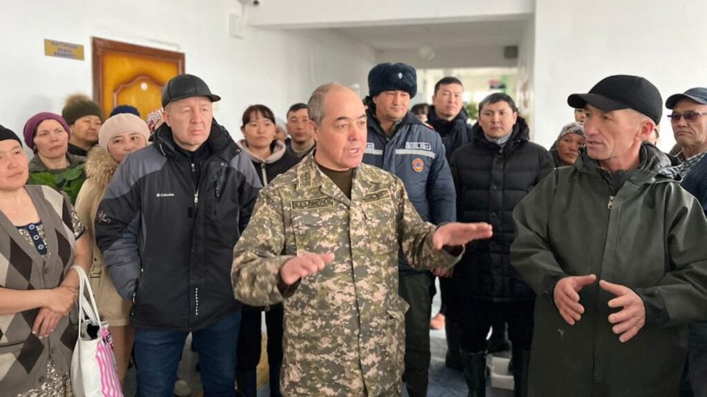 Нариман Турегалиев, занимающий пост акима данного региона, лично принял участие в координации действий по ликвидации последствий наводнения, организованных МЧС РК.