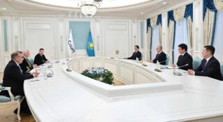 Токаев участвовал в церемонии принесения присяги председателем МФЦА
