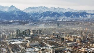 Синоптики рассказали о погоде в Астане и Алматы на три дня