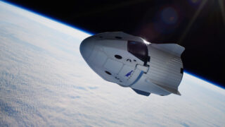 В NASA подтвердили, что запуск космического корабля Crew Dragon к МКС перенесли
