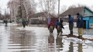 В Атырауской области проводят дезинфекцию после паводков
