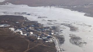 В СКО льдины повредили опоры линий электропередачи — без света 3 села