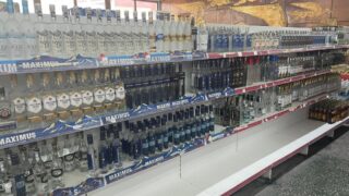 В Туркестане конфискована алкогольная и табачная продукция без акцизов
