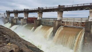 Критический уровень воды в реке Жайык: что происходит в Атырауской области