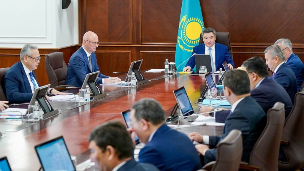 Заседание кабинета министров Казахстана во главе премьера Бектенова 28 мая 2024 года