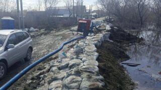 В Аытрау для защиты от паводков оградили электростанции