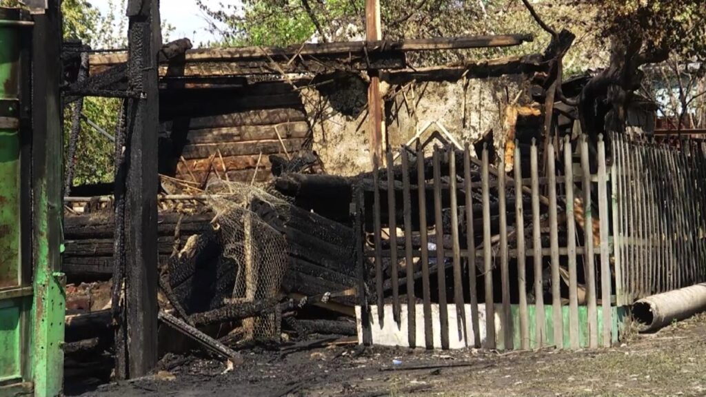 Развалины взорванного дома в Петропавловске