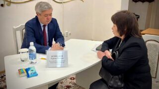 Вице-министр энергетики Сунгат Есимханов провел встречу с населением Павлодарской области