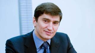 ГКНБ Кыргызстана объявил в розыск казахстанского бизнесмена из списка Forbes