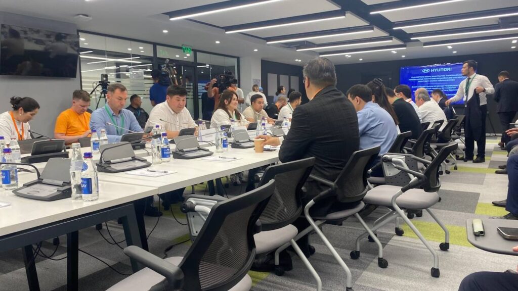 18 июня рабочая группа посетила предприятие Hyundai Trans Almaty для обсуждения вопросов утилизационного сбора.