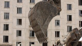 В Алматы суд постановил снести незаконно строящийся объект