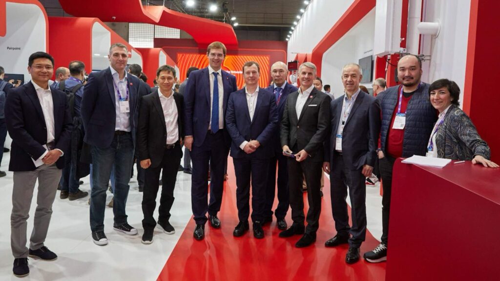 Представители Freedom Telecom в Казахстане с новыми стратегическими партнерами из Vodafone 