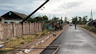 В Жамбылской области продолжают устранять последствия непогоды