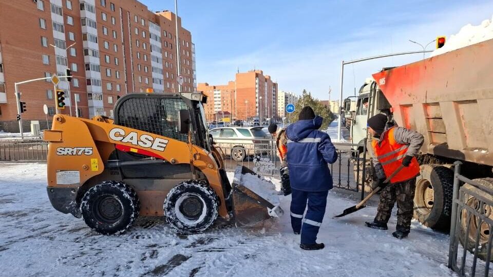 Очистка дорог в Астане: вывезли более 7,9 млн кубометров снега