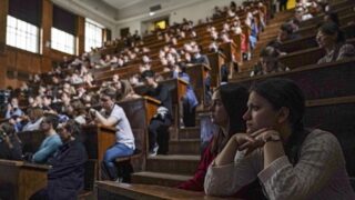 Казахстанские студенты будут изучать идеологию Абая «толық адам»