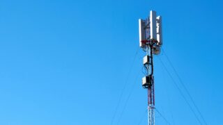 Сотовые вышки — без согласия жильцов: в Казахстане хотят изменить важные правила