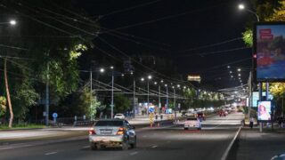 В Алматы обновляют освещение