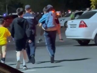 Солдаты Национальной гвардии МВД РК оказали срочную помощь подростку